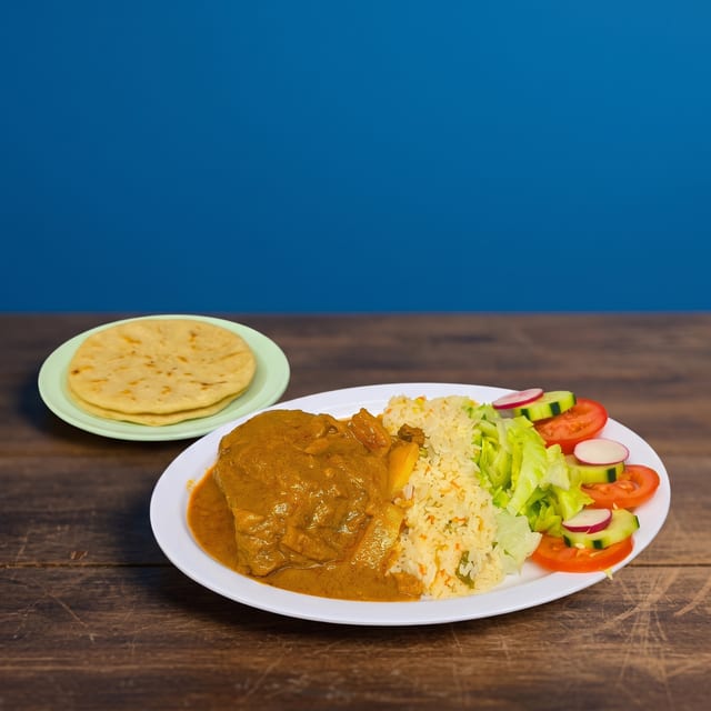Pollo Guisado Dish.